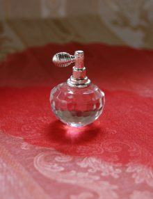 Marturie nunta figurina sticla parfum