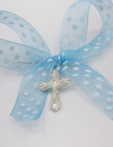 Cruciulita argintie pentru botez baiat Magic